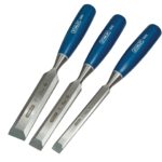 A stock photo of the Stanley 5002 Bevel Edge Chisels in a set of three, featuring a wide chisel at 25mm then medium at 18mm and small at 3mm, all with blue handles